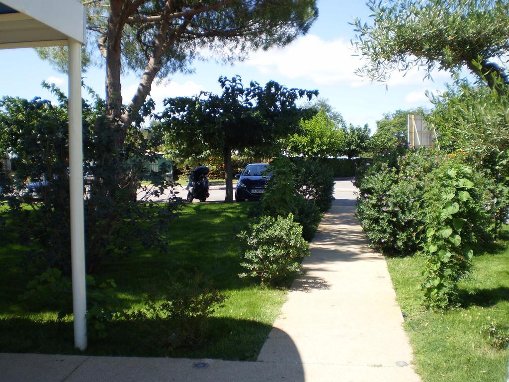 Hotel Kyriad Montpellier Aéroport - Gare Sud De France Mauguio